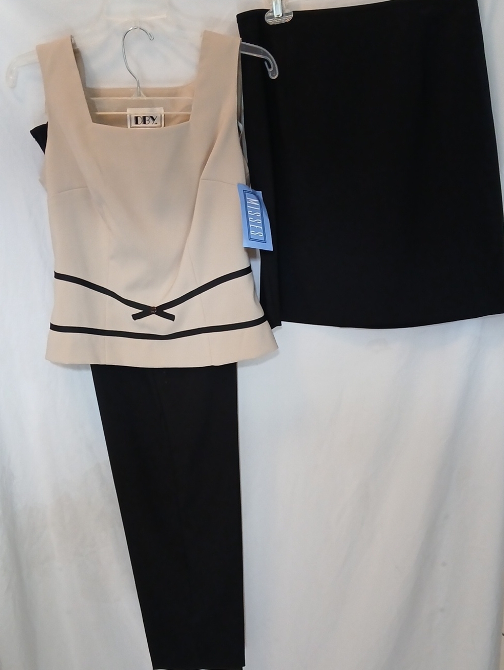 Vintage 1980/90s DBY Beige and Black Sleeveless Top with Black Trousers & Skirt